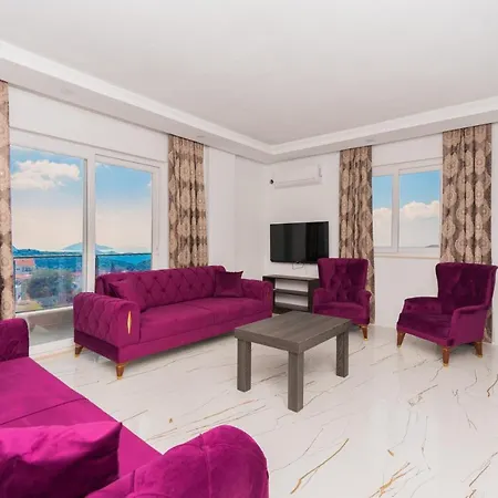 Aparthotel Tayla *